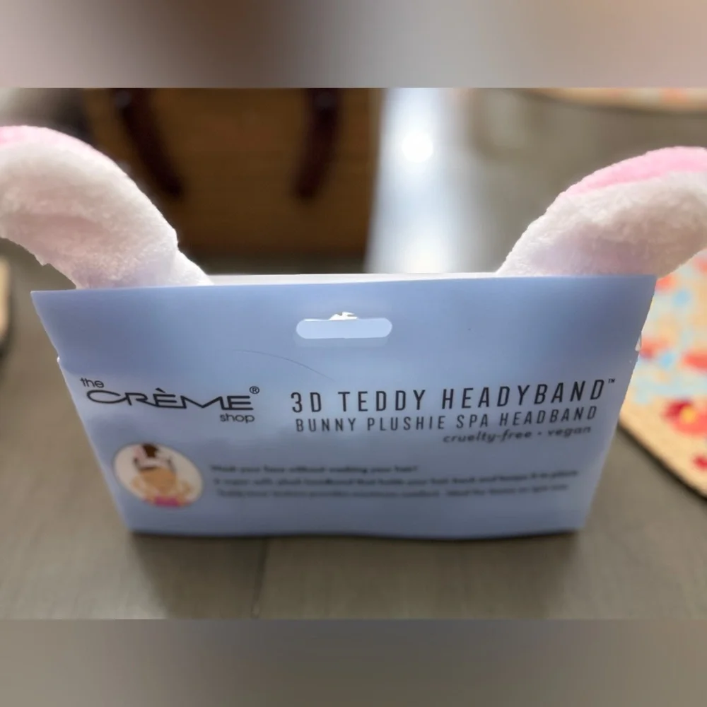 The Crème Shop 3D Teddy Headband Bunny Plush Spa Headband Pink White NWT - Picture 6 of 9